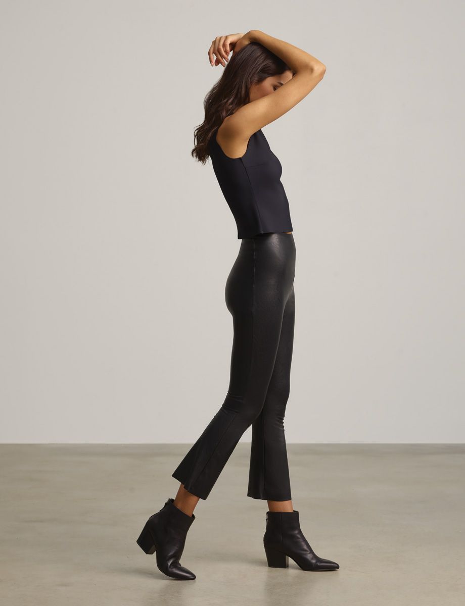 PEACHED THIA CROP FLARE in BLACK | The UPSIDE